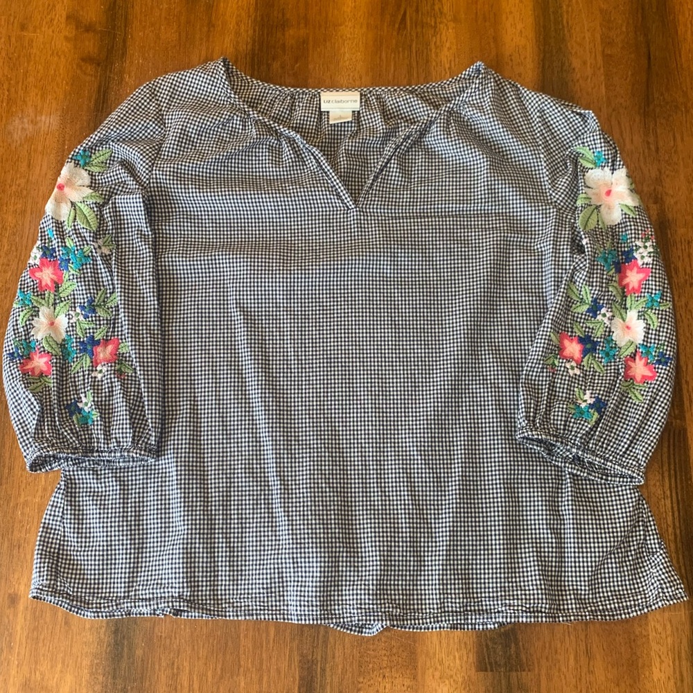 Liz Claiborne Blouse Large Blue White Checkered Gingham Embroidered Floral